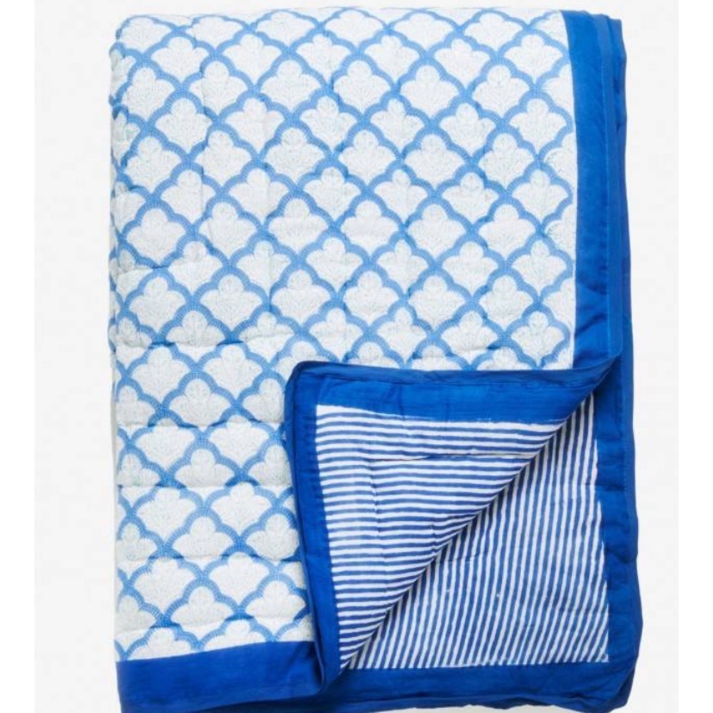 ISO jemina quilt!!! Blue color please!